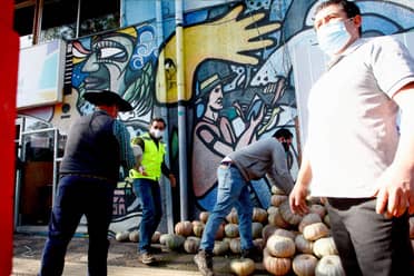 Terminal de Buses de Curicó donó 13 mil kilos de alimentos a cocinas solidarias
