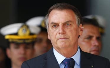 El presidente de Brasil, Jair Bolsonaro, da positivo a test por Covid-19