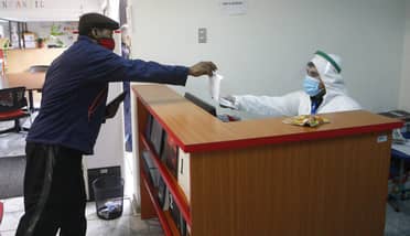 Habilitan 15 colegios para ayudar a tramitar el 10%