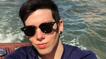 Hernán Calderón Jr. se habría sacado una selfie con sangre tras apuñar a su padre