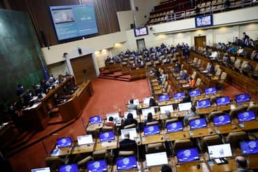 Comisión de Hacienda de la Cámara de Diputados aprueba aumento de $6 mil pesos para salario mínimo