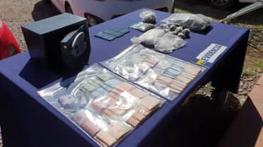 Lujos y viajes delataron a sujetos que asaltaron a camiones de transporte de valores en Curicó