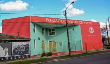 Hogar de Cristo despidió a 450 trabajadores por “efectos económicos de la pandemia”