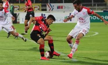 Rangers cede terreno en la Primera B tras caer como local