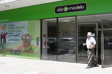 Tres AFP habilitaron sus plataformas para solicitar el bono de $ 200 mil durante este fin de semana