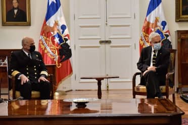 Presidente designó a Juan Andrés De La Maza como nuevo Comandante en Jefe de la Armada