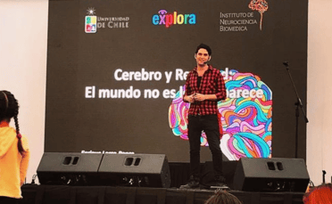 Enrique Lorca, doctor en Ciencias Biomédicas: “Somos medianamente dueños de nuestras decisiones”