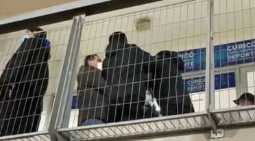 Coordinador de Audax Italiano agredió a alcalde de Curicó en medio del partido por el Campeonato Nacional