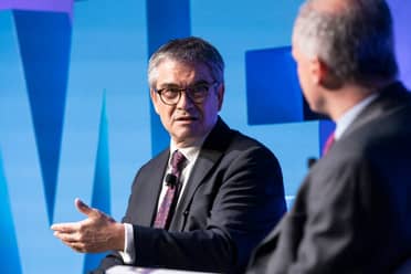 Ministro Marcel anuncia alza en precio de combustibles esta semana