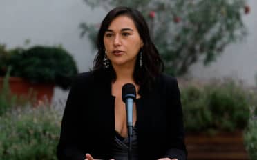Ministra Izkia Siches por saqueo en Talagante y eventual querella: "No tengo esa información en este momento"