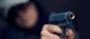 Hombre armado asaltó servicentro Shell de Santa Fe
