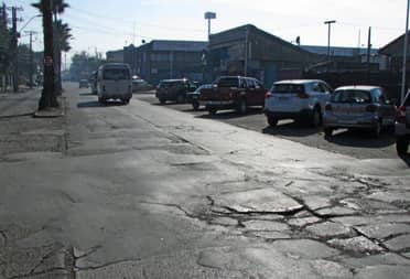 Municipio de Curicó anuncia inicio de licitación para conservación de calle Maipú