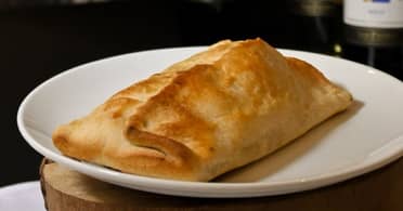 Club Italiano se llevó el premio a la "Mejor Empanada" de Curicó
