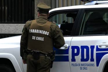 Delincuentes saquearon parcela, maniataron a los dueños y violaron a su hija en Tarapacá