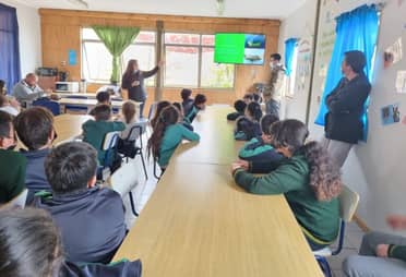 Realizan charla con escolares de Boyeruca sobre la conservación de humedales
