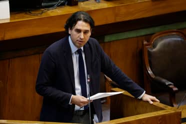 Mirosevic por polémicas en la Cámara de Diputados: "Mandela en la presidencia tendría los mismos problemas que yo"