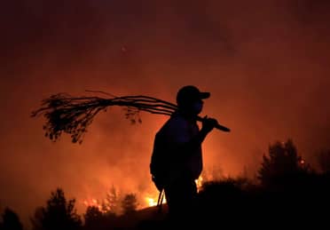 Alerta por incendios: Detienen a hombre realizando quema ilegal de pastizales en Empedrado