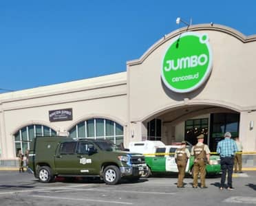 GOPE determinó que emergencia en centro comercial se debió a botellas de chicha que reventaron