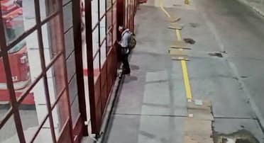 Delincuente intentó ingresar a cuartel general de bomberos Curicó