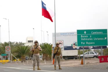 Ejército chileno inicia investigación por acusaciones de facilitar el ingreso ilegal de personas a Perú