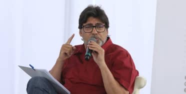 Daniel Jadue critica al Alto Mando de Carabineros por "fracasar" en el cuidado de sus funcionarios