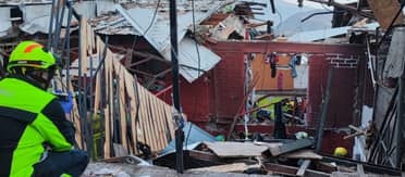 Dos personas en estado grave tras explosión por emanación de gas en Lo Barnechea