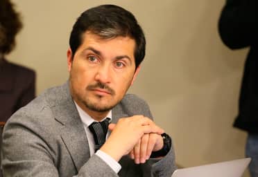 Diputado Rey solicita pericias en un dique seco al barco “Cobra”