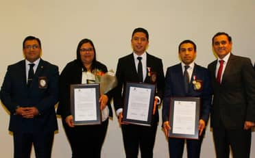 Municipio de Curicó entregó medalla de plata a funcionarios de la PDI por su 90mo aniversario