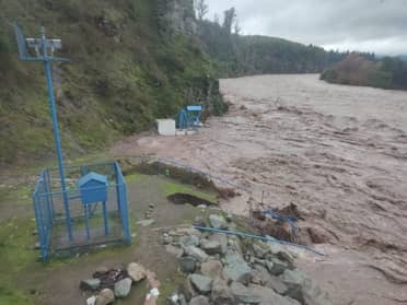 No se activó alerta SAE: Fallas en la DGA e inacción de protocolos no advirtieron las inundaciones en Licantén