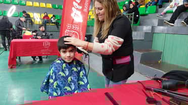 Más de 120 escolares recibieron cortes de pelo gratuito en Molina