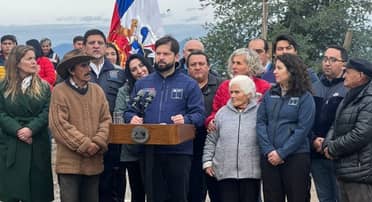 Presidente Boric entregó las primeras viviendas de emergencia en Molina