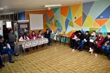 Gobernadora regional del Maule anuncia que pacientes de Constitución contarán con medicamentos en la comuna