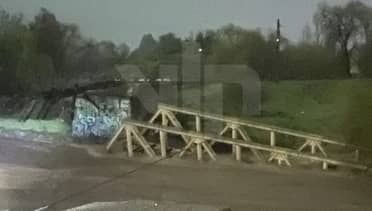 Colapso de puente complica a vecinos de Dragones Sur
