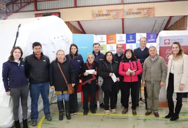 Cuarenta familias de Licantén reciben el pago de sus pólizas de seguro tras inundaciones de junio
