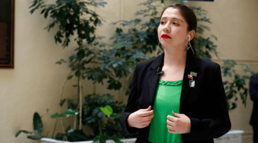 Consuelo Veloso tras victoria de Kast: "Si intentan hacer retroceder derechos, acá estaremos muchos combatiendo"