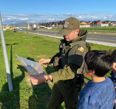 Municipalidad de Curicó y Carabineros llaman a no usar hilo curado al elevar volantines