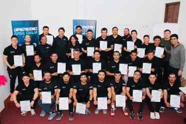 Con éxito finalizó capacitación de futsal en Curicó