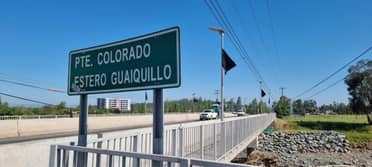Vecinos de Parque Zapallar instalan banderas negras como señal de abandono tras inundaciones