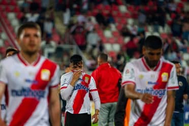 Tristeza absoluta: Curicó Unido desciende a la Primera B del fútbol nacional