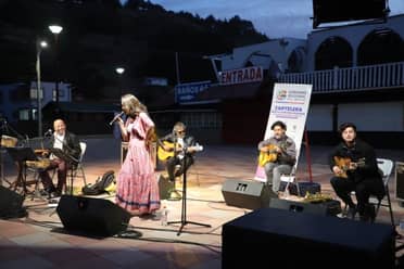En la Costanera de Iloca se realizó concierto homenaje a Roberto Parra