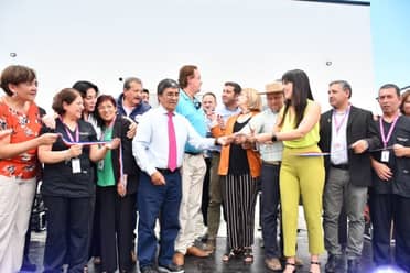 Sagrada Familia inauguró nuevo y moderno edificio Cesfam