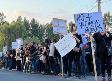 Vecinos y familiares de víctima de atropello en Zapallar se manifestaron exigiendo mejoras en seguridad vial