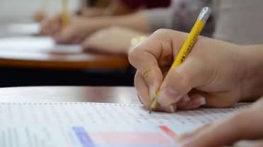 Alcalde de Curicó felicitó a estudiantes destacados en la PAES 2024