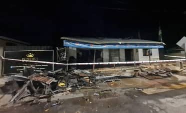 Incendio destruyó distribuidora “Don Basty” en Licantén