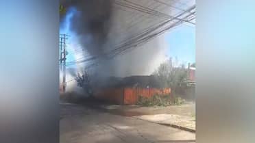 Incendio afecta dos viviendas en Romeral