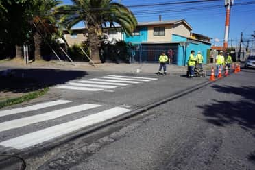 Continúan trabajos de demarcación vial en distintos puntos de Curicó