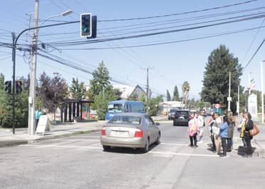 Municipio de Molina inauguró nuevos semáforos en Avenida Quechereguas con Calle 2