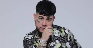 Cantante urbano Julianno Sosa es baleado en Peñaflor
