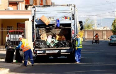 Municipio de Curicó llama a acogerse a rebajas de multas e interés por derechos de aseo