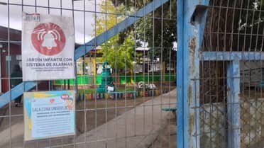 Desconocidos robaron cañerías de agua de Jardín Infantil Los Aromitos de Curicó y 20 computadores del Colegio Machu Picchu